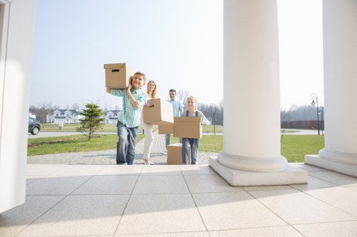 Choosing the right moving truck in Hornchurch for a smooth move
