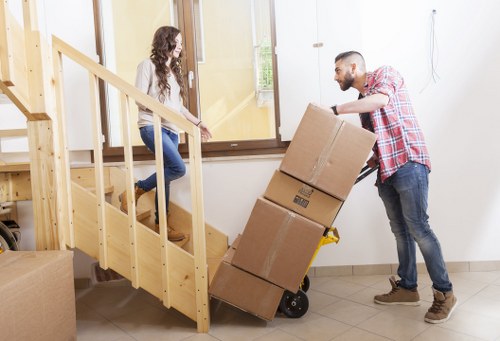 Professional moving help for a small flat move in Hornchurch